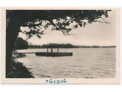 24 - Jindřichohradecko, Třeboň, partie u Opatovického rybníku, cca 1943