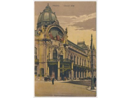 49 - Praha, oživená ulice před Obecním domem, cca 1924