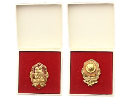 ČSSR, AE odznak Za upevňování bojového přátelství, šroubovací, etue