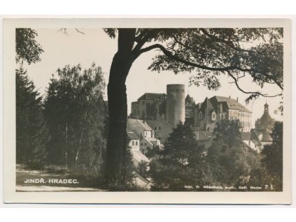 24 - Jindřichův Hradec, pohled na zámek a okolí, cca 1930