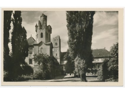 07 - Břeclav, Zámek a zámecký park, cca 1949