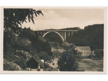 64 - Táborsko, Bechyně, partie z údolí, most, cca 1942