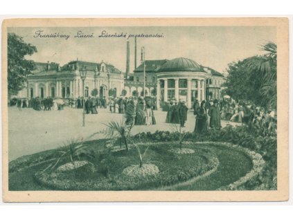 08 - Chebsko, Františkovy Lázně, oživené "Lázeňské prostranství", cca 1926