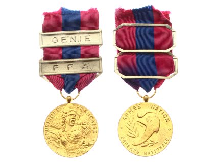 Francie, AE pamětní medaile Národní obrana - I. stupeň, stuha se štítky Genie a F.F.A., stav 1/1/1