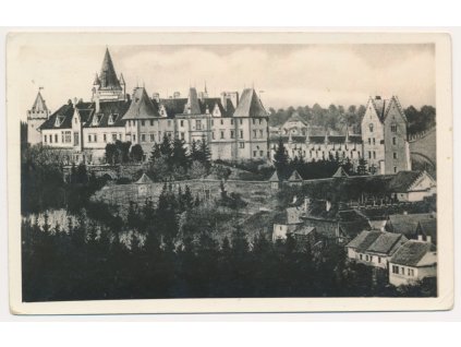 31 - Kutnohorsko, Žleby, pohled na zámek, cca 1938