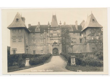 31 - Kutnohorsko, Žleby, Portál zámku, cca 1928