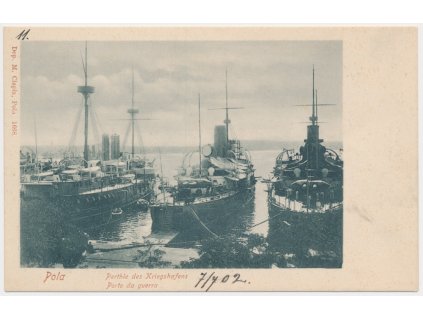 Přístav Pula, ukotvené lodě K. U. K. Kriegsmarine, cca 1902