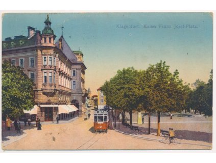Rakousko, Klagenfurt, Kaiser Franz Josef-Platz, lidé, tramvaj..., cca 1916