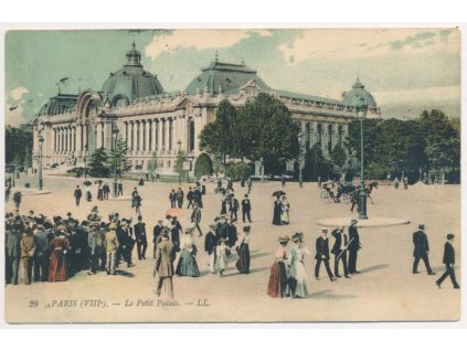 Francie, Paris (Paříž), La Petit Palais, oživená partie před muzeem, cca 1910