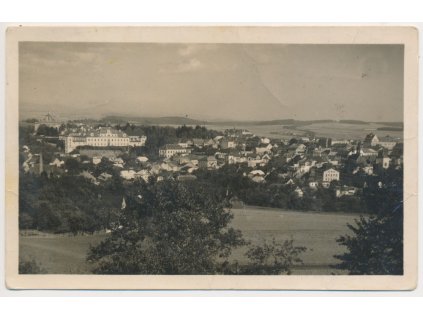 57 - Rychnov nad Kněžnou, celkový pohled na město, cca 1930, vada - lom