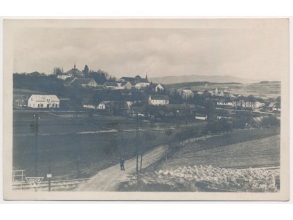 22 - Jičínsko, Mladějov, celkový pohled, cca 1929