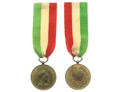 Itálie, Miniatura pamětní medaile na účast Itálie ve válce 1915 - 1918, stužka, stav 1/1/1