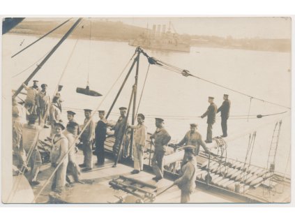 S. M. S. Radetzky, námořníci na palubě lodi, cca 1915