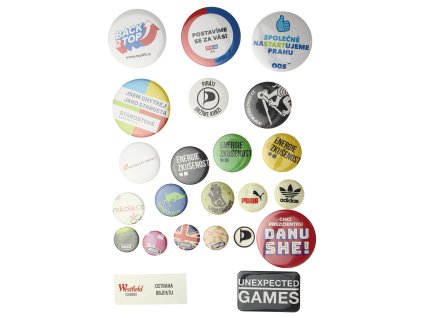 ČSR, sestava cca 20 kusů "placek", převážně politické a propagační témata