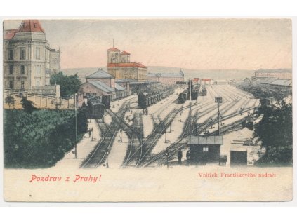 49 - Praha, Nádraží, pohled na železniční koleje a vlaky ve stanici, 1904