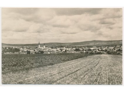 72 - Vyškov, celkový pohled na město, cca 1955