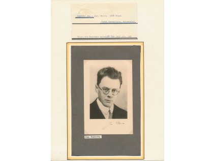 Pakosta Jan (1896-1983), redaktor Národní politiky, beletrista, sběratelský list s vl. podpisem