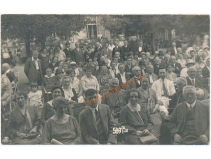 40 - Nymbursko, Poděbrady, momentka z odpoledního koncertu, cca 1928