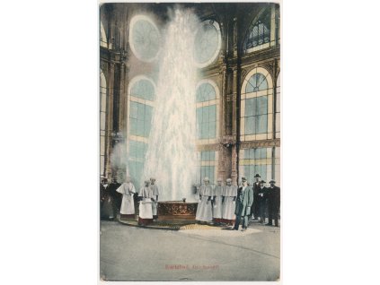 25 - Karlovy Vary (Karlsbad), Der Sprudel, oživená partie u vřídla, cca 1916