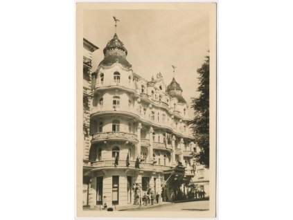 08 - Chebsko, Mariánské Lázně, Zotavovna ROH A. Zápotockého, cca 1953