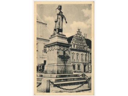 64 - Tábor, Žižkův pomník na náměstí, cca 1939