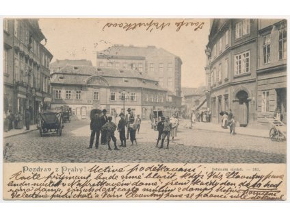 49 - Praha, oživené Betlémské náměstí, cca 1904