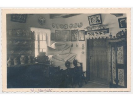 68 - Uherskohradišťsko, Mařatice, Jizba v domě č. 273, cca 1939