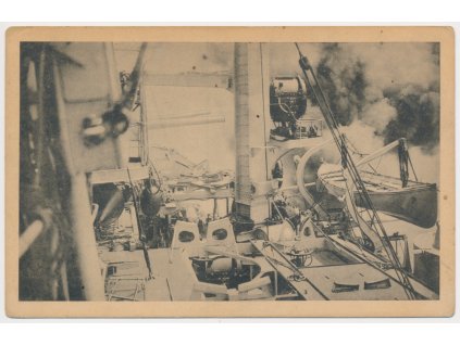 K.U.K. Kriegsmarine, bitevní loď třídy Tegetthoff, pohled na děla ráže 305mm, 1916