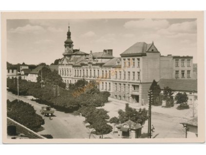 50 - Praha - východ, Čelákovice, pohled na Náměstí 5. května, cca 1946