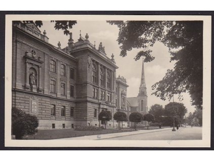 62 - Šumperk, Gymnázium císaře Františka Josefa a evangelický kostel, cca 1935