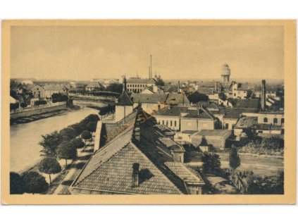 07 - Břeclav, celkový pohled ze střechy domu, cca 1947