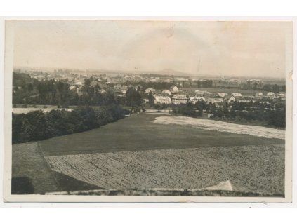 44 - Pardubice, celkový pohled na město, cca 1938