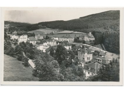 73 - Zlínsko, Luhačovice, celkový pohled, Grafo Čuda, cca 1940