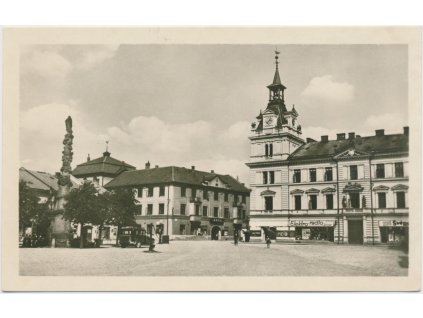 70 - Orlickoústecko, Choceň, oživené náměstí, cca 1943