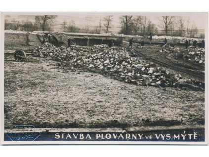 70 - Orlickoústecko, Vysoké Mýto, oživ. partie ze stavby plovárny,1932