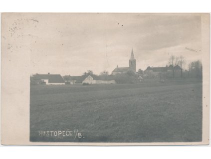 53 - Přerovsko, Hustopeče, pohled na část obce s kostelem, cca 1923