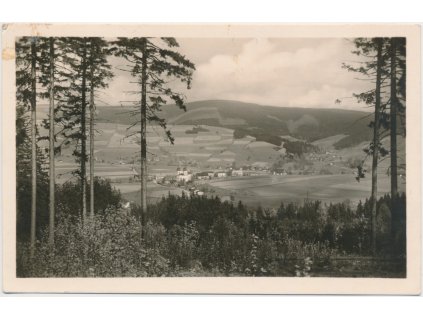 57 - Rychnovsko, Deštné, Orlické hory, celkový pohled, cca 1950