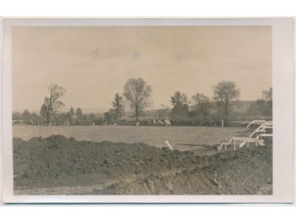 70 - Orlickoústecko, Vysoké Mýto, stavba základů plovárny, cca 1932