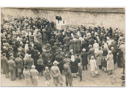 67 - Třebíč, oživená partie z emigračních slavností, 1929, ojedinělé!