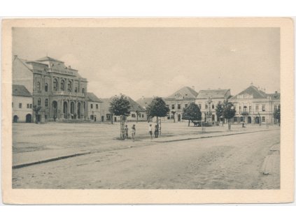Slovensko, Krupina, oživená partie z Hlavního náměstí, cca 1925