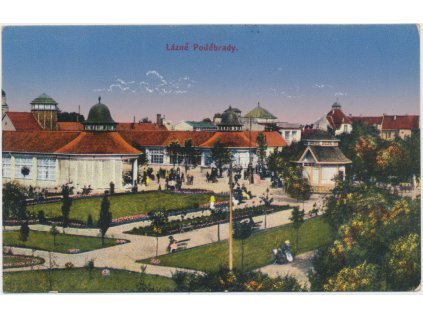 40 - Nymbursko, Poděbrady, lázeňský park s kolonádou, cca 1918
