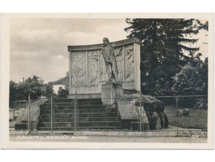 36 - Mladoboleslavsko, Jablkynice - Jabkenice, Smetanův pomník