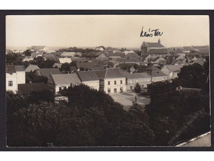 29 - Kolínsko, Zásmuky, nad střechami, cca 1930