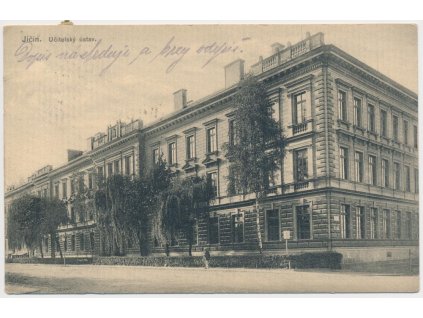 22 - Jičín, oživená partie u Učitelského ústavu, cca 1914