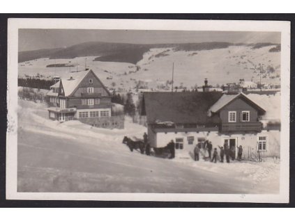 70 - Ústeckoorlicko, Orlické hory, Štemberkova horská bouda Panoráma, cca 1931