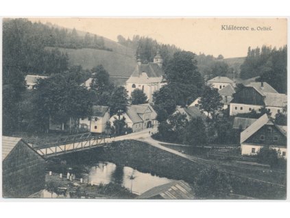 70 - Orlickoústecko, Klášterec nad Orlicí, pohled na obec, cca 1943