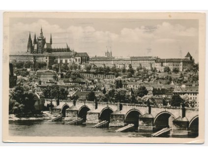 49 - Praha, pohled na Hradčany, cca 1953