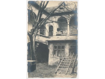 49 - Praha, partie "U Zlatého stromu", cca 1910