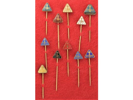 ČSSR, automobilismus, 11 ks podnikových odznaků ČSAO, stavy 1/1