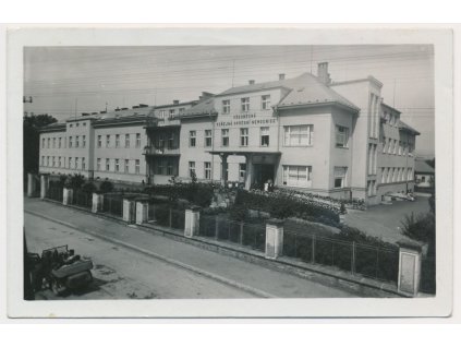 57 - Rychnov nad Kněžnou, Všeobecná veřejná okresní nemocnice, cca 1935